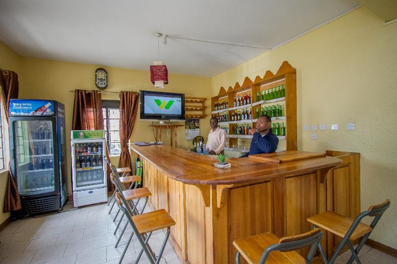 Kisoro Tourist Hotel エクステリア 写真