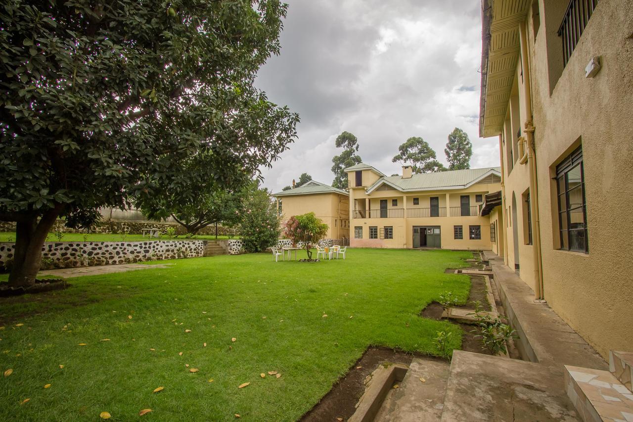 Kisoro Tourist Hotel エクステリア 写真